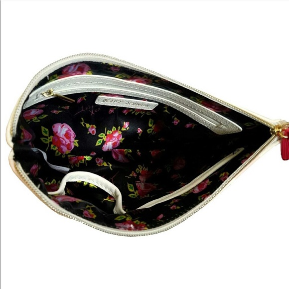 Betsey Johnson Lemonade Stand Clutch - Picture 8 of 8